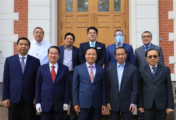 ASEAN 2020：东盟各国驻俄罗斯大使高度评价越南的作用 hinh anh 1
