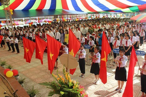 越南教育与培训部代表：若疫情形势仍复杂严峻各所学校可举行在线开学典礼 hinh anh 1