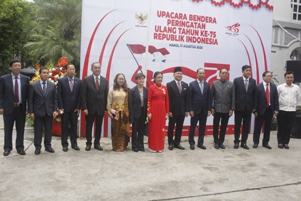 印尼共和国国庆75周年纪念活动在河内举行 hinh anh 1