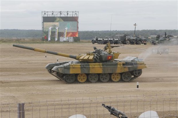 国际军事比赛-2020：越南参赛队在“坦克两项”比赛第二组名列第二 hinh anh 1