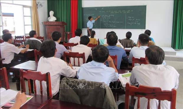 宁顺省提高各所学校的少数民族语言教学质量 hinh anh 1