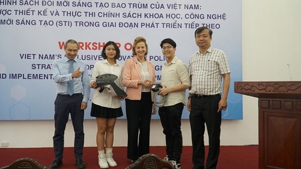 越南防疫帽子获得国际创新创业大赛科技设计奖 hinh anh 2