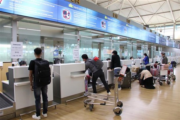 韩国仁川至越南河内商业航班正式恢复运营 hinh anh 1