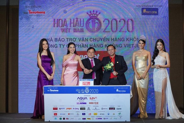 越捷航空公司同“香色十年”的2020年越南小姐选美大赛一路同行 hinh anh 1