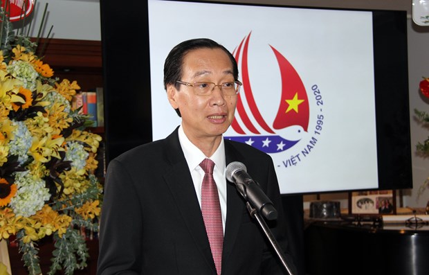美国驻越大使丹尼尔•克里滕布林克：美国尊重越南的政治制度 hinh anh 3