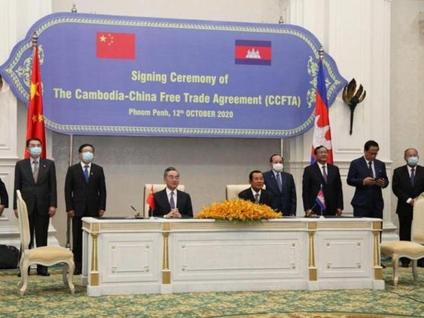 中国与柬埔寨签署自由贸易协定 hinh anh 1