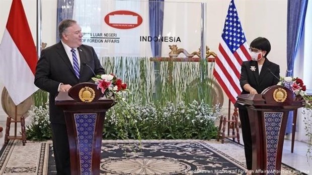 美国希望通过新方式与印尼加强合作 维护东海航行安全 hinh anh 2