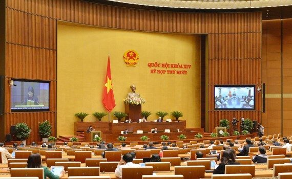 越南第十四届国会第十次会议新闻公报（第七号） hinh anh 1