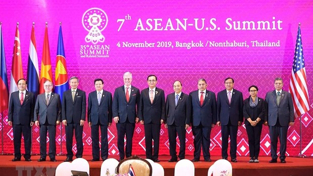 ASEAN 2020: 为地区和平、稳定和安全开展对话和合作 hinh anh 1