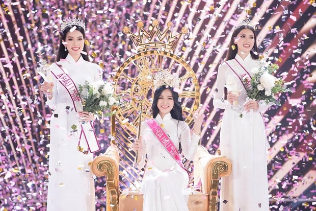 杜氏河成功夺得2020年越南小姐选美大赛的后冠 hinh anh 1