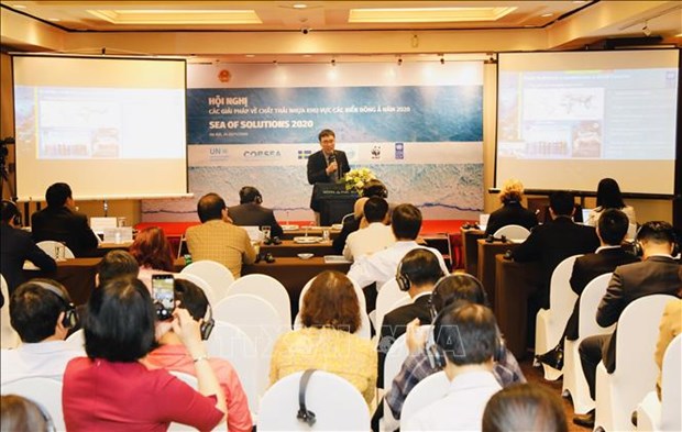 东亚海域塑料垃圾处理方法的国际会议吸引东盟内外诸位代表参加 hinh anh 1