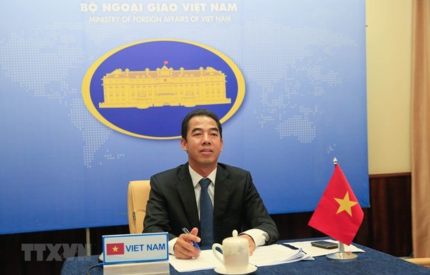 越南与哈萨克斯坦举行外交部副部长级政治磋商 hinh anh 1