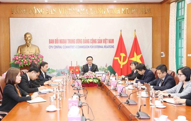 越共中央对外部部长同中国共产党中央对外联络部部长举行视频会谈 hinh anh 1