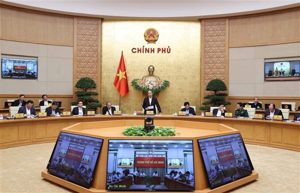 越南政府11月份例行会议：力争2020年国内生产总值增长2.5-3% hinh anh 1