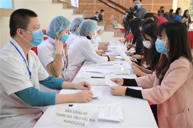 越南开始招募参加新冠疫苗第一阶段临床试验的志愿者 hinh anh 1