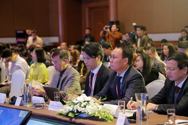 2020年越南互联网日：实现互联网全民普及 加快数字化转型步伐 hinh anh 2