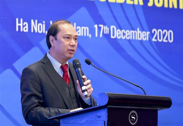 ASEAN 2020：继续发挥东盟作用以有效应对各种挑战和稳步前进 hinh anh 2