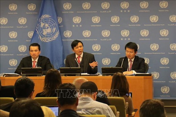 越南与联合会安理会：2020年越南已成功履行其在联合国安理会的职责 hinh anh 1
