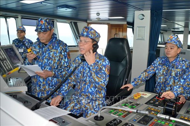 越中开展海上联合巡逻 致力于建设和平、稳定与合作的海域 hinh anh 1