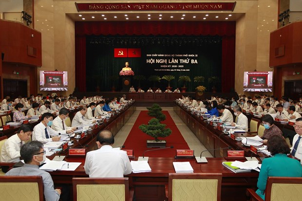 越共胡志明市第十一届委员会召开第三次会议 hinh anh 1