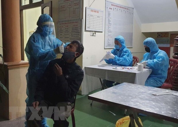 新冠肺炎疫情：越南无新增确诊病例 超过12.5万人接受隔离 hinh anh 1