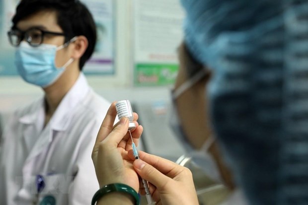 17日上午越南无新增新冠肺炎确诊病例 新冠疫苗接种人数近20700人 hinh anh 1