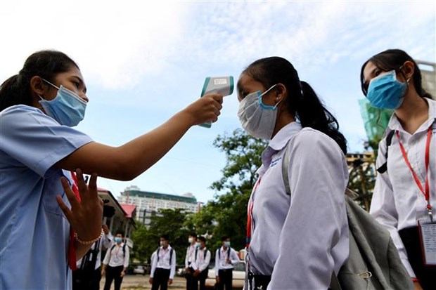 新冠肺炎疫情：柬埔寨新增105例新冠肺炎确诊病例 hinh anh 1