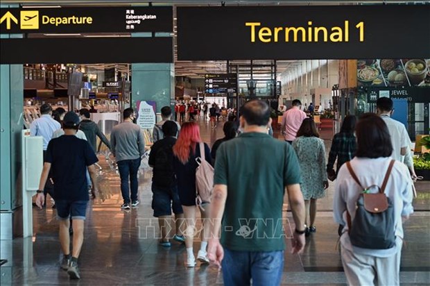 新冠肺炎疫情：马来西亚在开斋节前收紧旅行管控措施 hinh anh 1