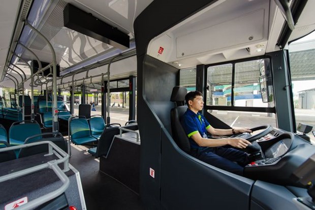 VinBus开发的越南首个智能电动公交路线正式上线运营 hinh anh 2