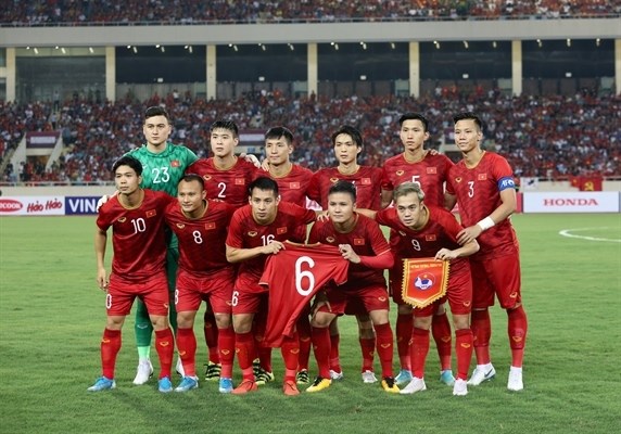 FIFA排名：越南国足保持东南亚地区的领先地位 hinh anh 1