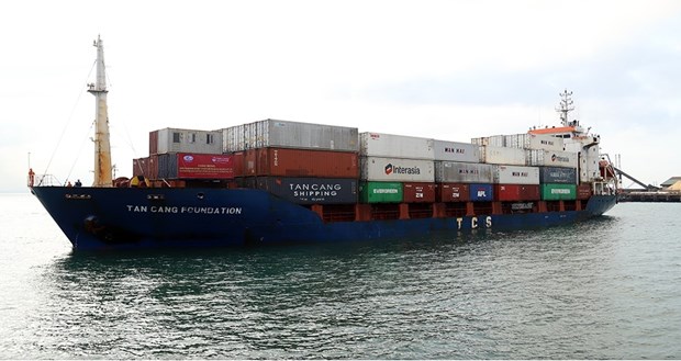 老越国际港口迎接第一艘集装箱船 hinh anh 1
