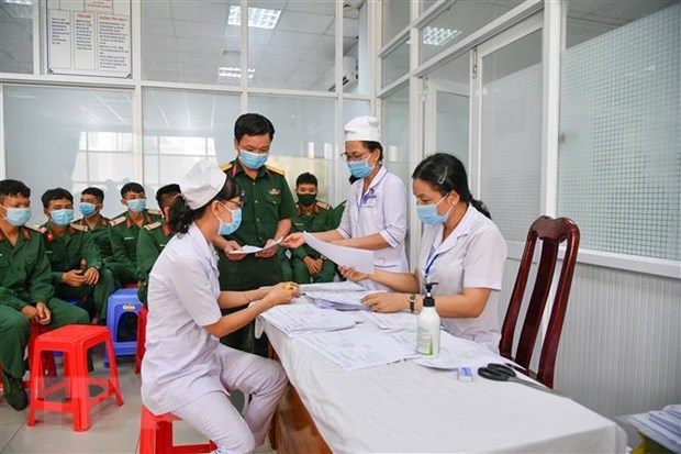 4月17日上午越南新增1例境外输入性新冠肺炎确诊病例 hinh anh 1