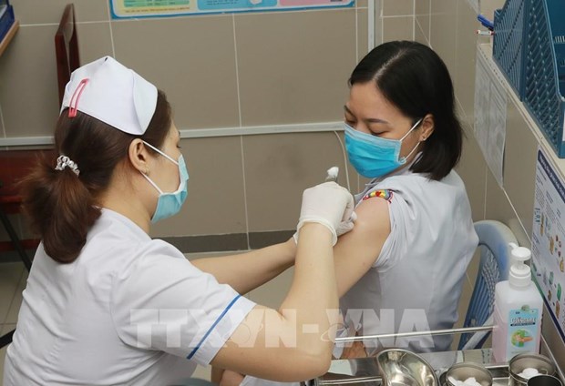 新冠肺炎疫情：胡志明市开展第二批新冠疫苗接种工作 hinh anh 1