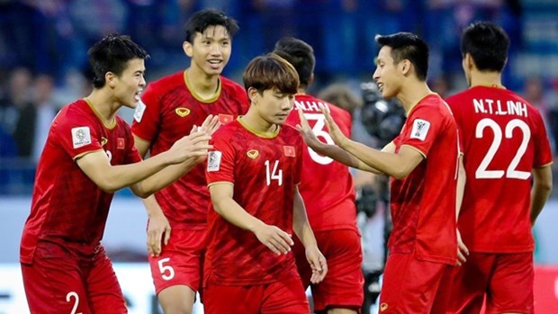 越南足球队的世界杯亚洲区预选赛的比赛时间为夜赛 hinh anh 1