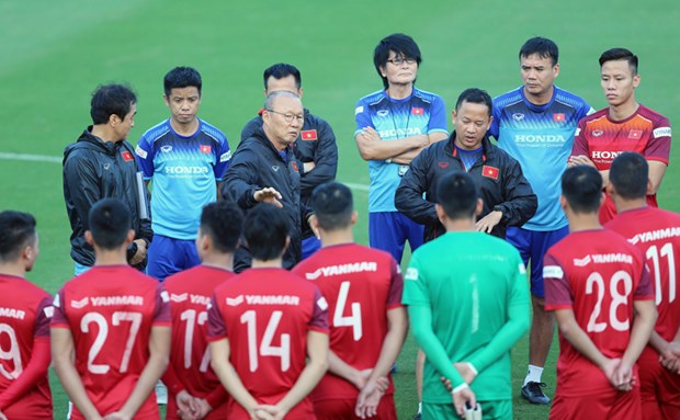 2022年世界杯亚洲区预选赛：主教练朴恒绪召集37名球员参加集训 hinh anh 1