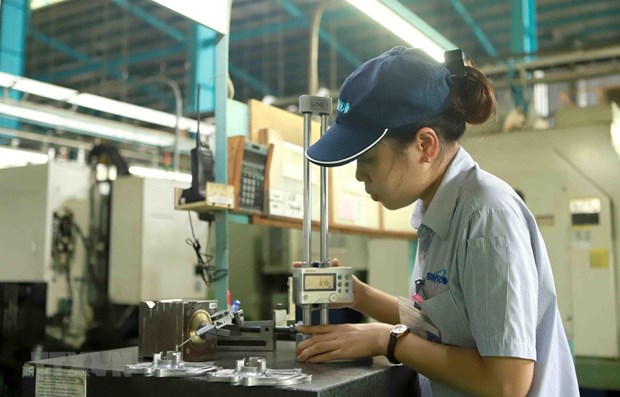 2021年4月份越南工业生产指数增长24% hinh anh 1
