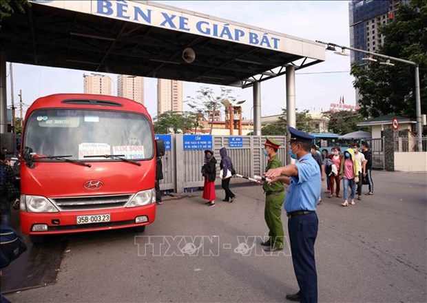 越南交通运输部要求确保游客的交通安全 hinh anh 1