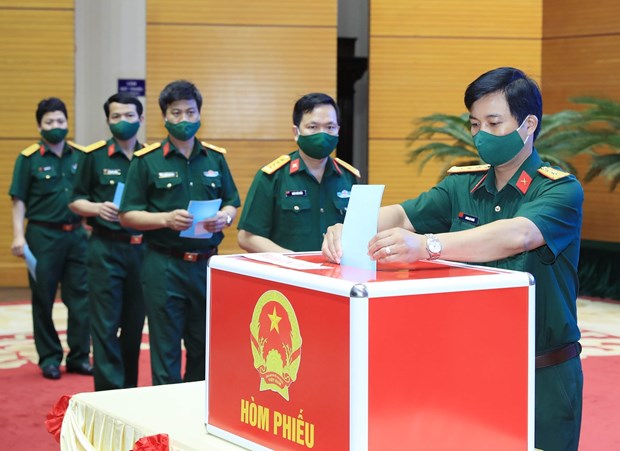 新加坡专家肯定越南新一届国会在国家发展事业中的重要作用 hinh anh 3