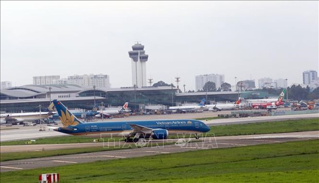 6月5日起暂停往返昆岛的所有客运航班 广宁和嘉莱往返胡志明市的航班也暂停运营 hinh anh 1
