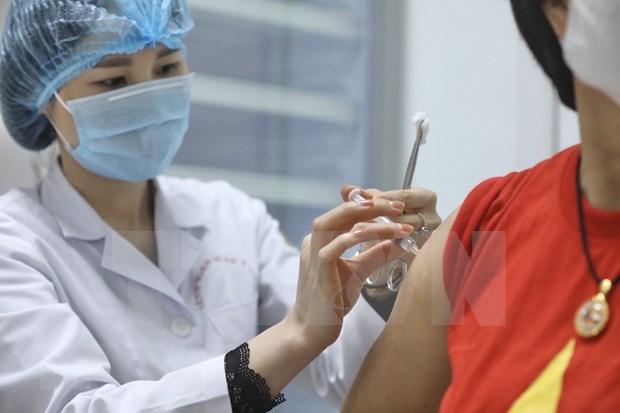 越南于6月8日正式启动Nano Covax三期人体临床试验 hinh anh 1