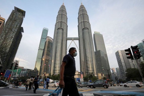 马来西亚吸收外资创2009年以来新低 hinh anh 1