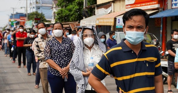 新冠肺炎疫情：柬埔寨新增新冠肺炎确诊病例和死亡病例数居高不下 hinh anh 1