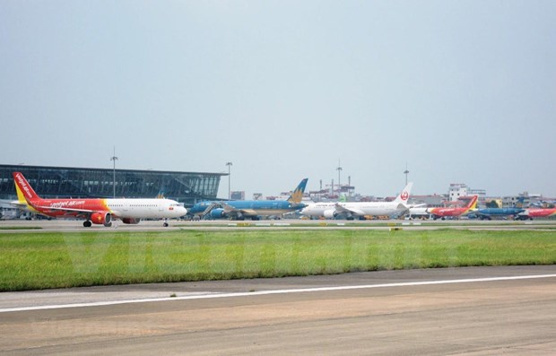 航空局建议暂停运营往返寿春、富牌和茱莱三个机场的航班 hinh anh 1