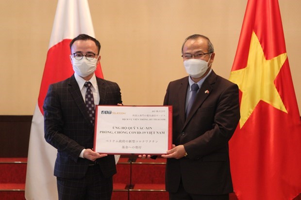 更多日本组织和个人为越南新冠肺炎疫苗基金捐款 hinh anh 1
