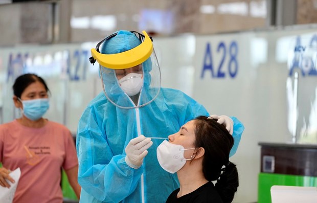 内排机场7月10日起为旅客提供新冠病毒快速检测服务 hinh anh 1