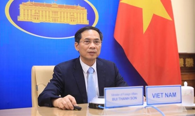 越南外交部部长裴青山出席不结盟运动部长级会议 hinh anh 1