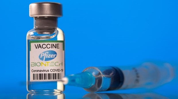 美国辉瑞承诺继续向越南提供2000万剂新冠疫苗 为12-18岁儿童接种 hinh anh 1