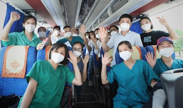 全国近4500名医务人员支援胡志明市抗击新冠肺炎疫情 hinh anh 1