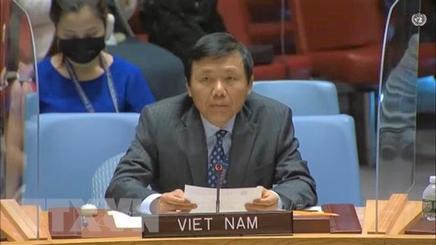 越南与联合国安理会：越南欢迎联合国中亚地区预防性外交中心为地区和平稳定与发展做出的努力 hinh anh 1
