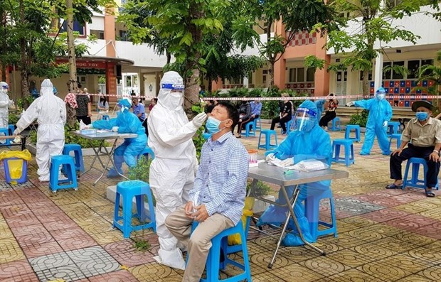 8月1日越南新增新冠肺炎确诊病例8620例 治愈出院病例43157例 hinh anh 1